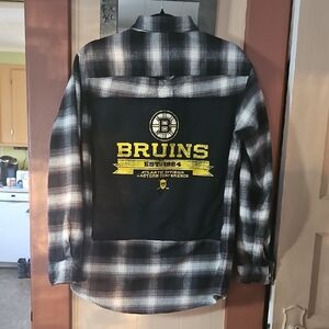 Black and Gray Plaid Flannel Shirt With Bruins Design On Back